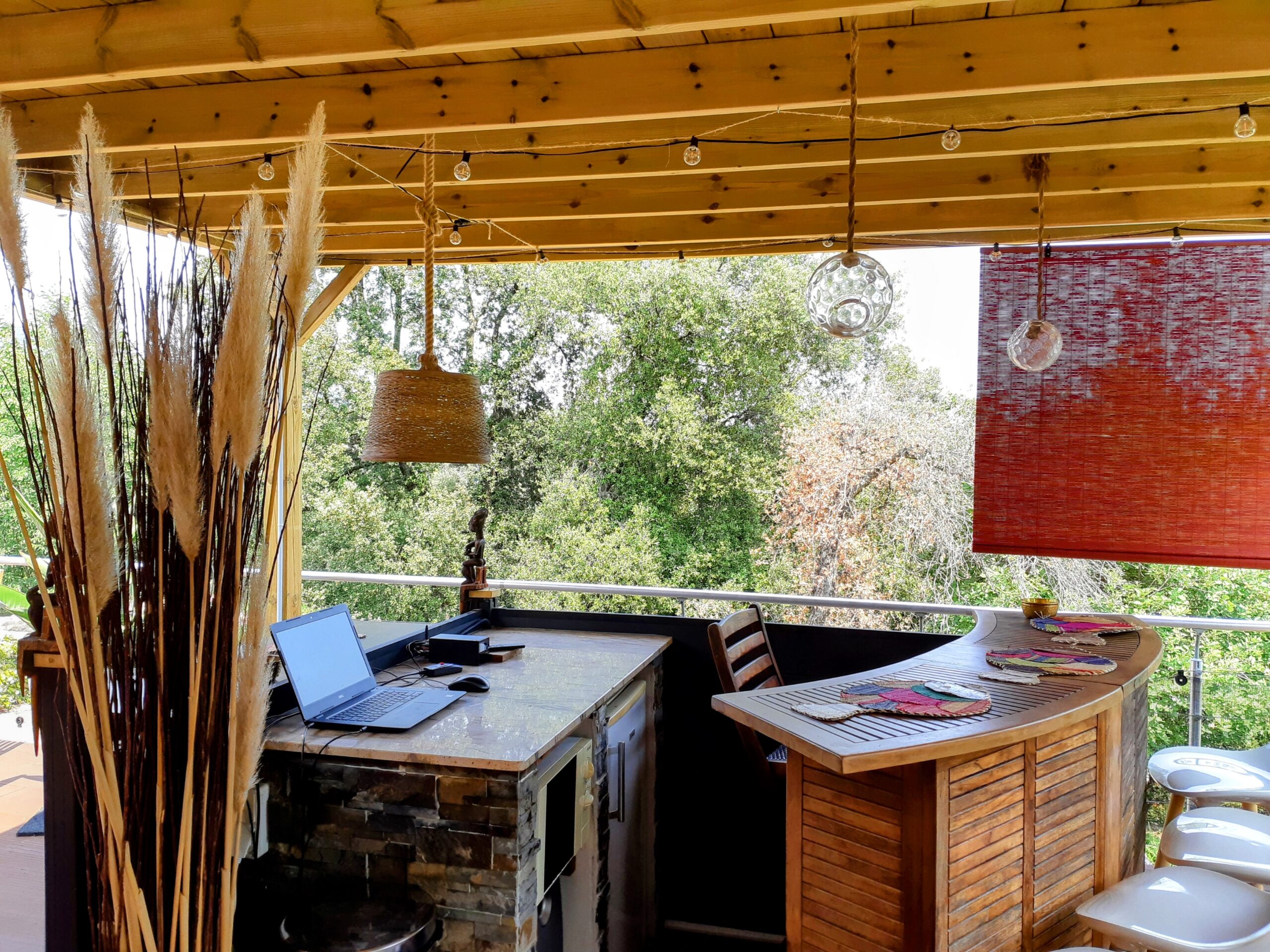 Villa Côté Soleil - le bar d'été